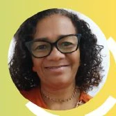 Mestra em Educação (UESC), especialista em Educação inclusiva e especial e em Ensino de ciências para os anos finais (IFBA) e Pedagoga (UESC).